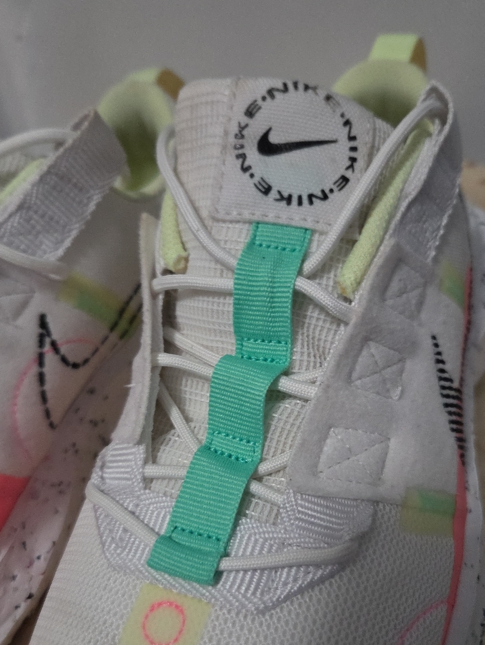 Women's Nike Crater Impact Summit sz 9 - Picture 4 of 9